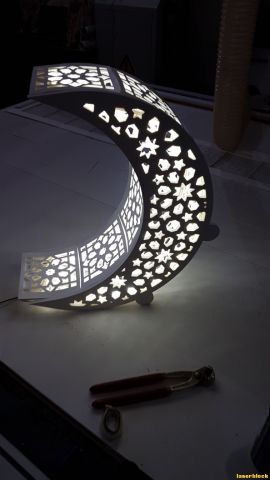 激光切割设计图丨月牙夜灯