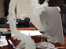激光切割设计图 |  龙形iPad架