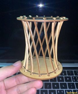简易笔筒